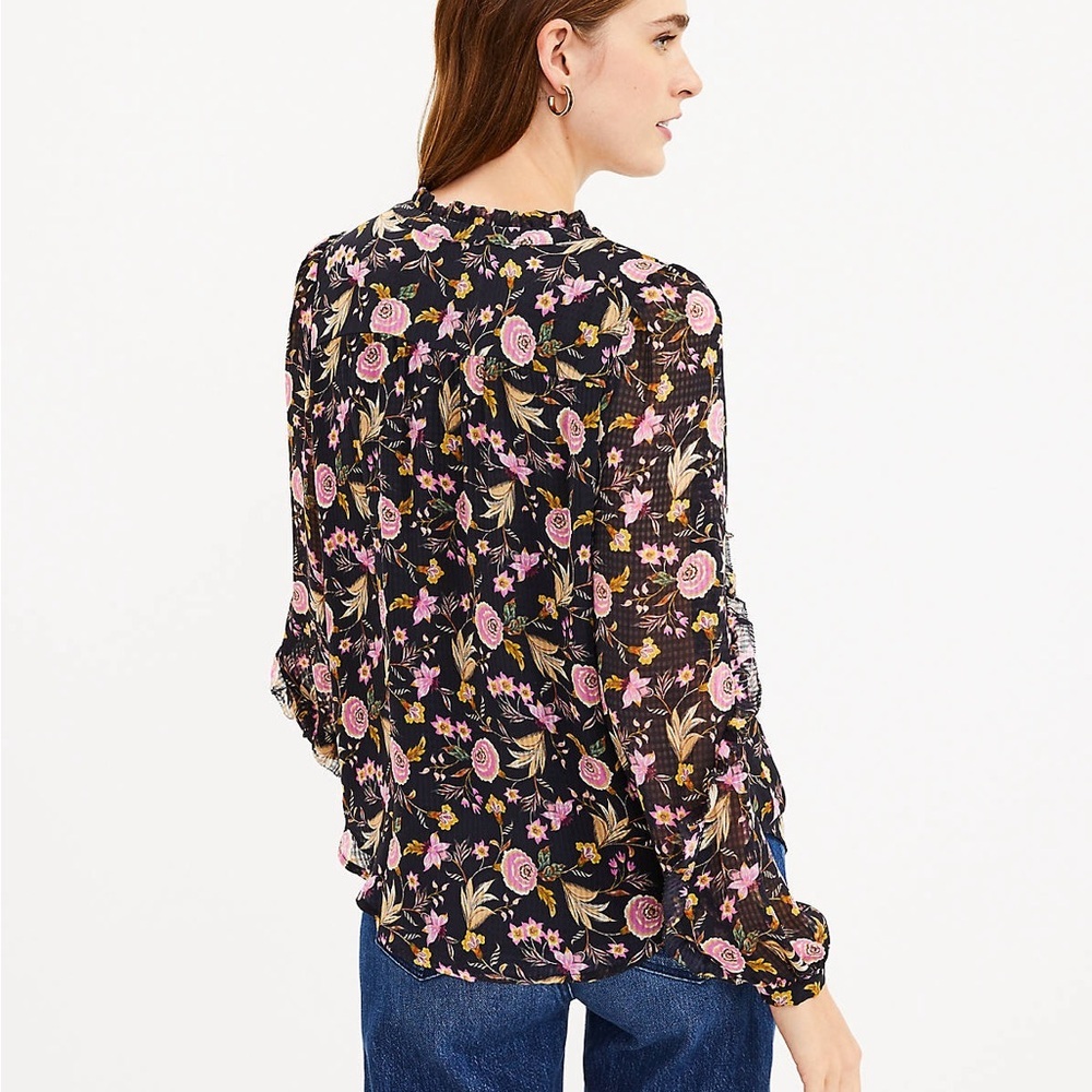 LOFT Pink Floral Ruffle Feminine Botanical Style Long-sleeve Blouse Medium - Picture 2 of 6